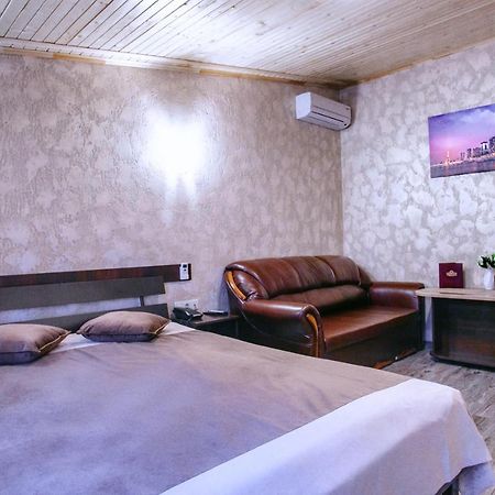 Hotel Fortuna 利沃夫 外观 照片