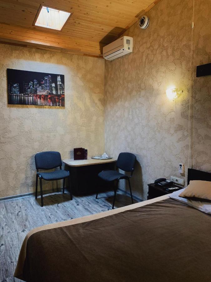 Hotel Fortuna 利沃夫 外观 照片
